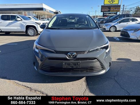 New 2026 Toyota Corolla LE image 2