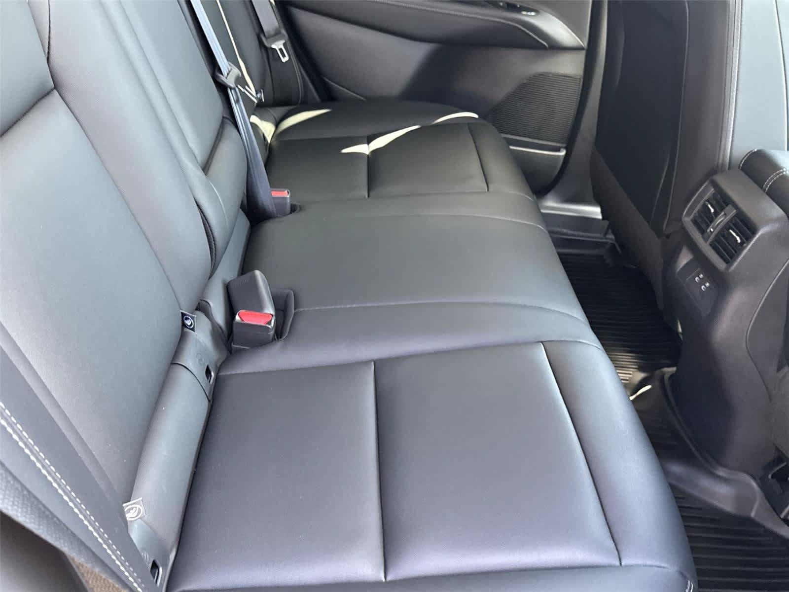 Used 2025 Nissan Murano SV AWD/4WD image 16