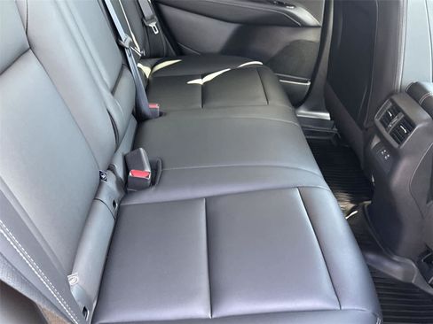 Used 2025 Nissan Murano SV AWD/4WD image 16