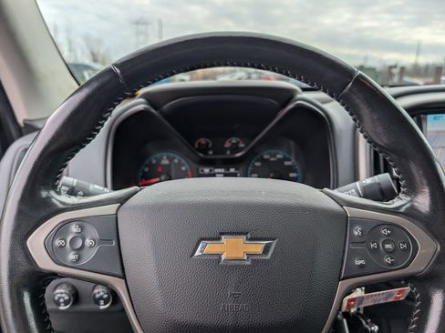 Used 2015 Chevrolet Colorado Z71 image 11