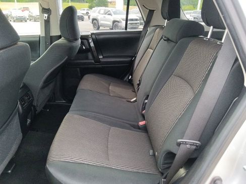 Used 2024 Toyota 4Runner TRD Off-Road AWD/4WD image 27