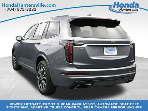 Used 2022 Cadillac XT6 Sport w/ Technology Package AWD/4WD image 6