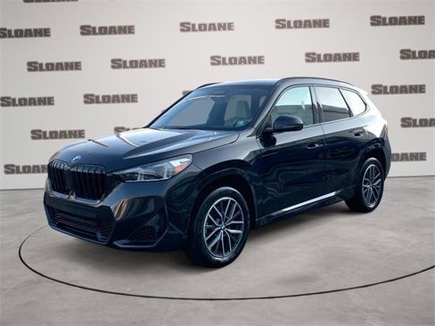Used 2023 BMW X1 xDrive28i w/ Premium Package image 1