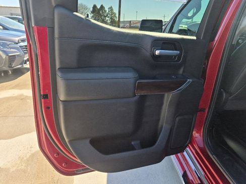 Used 2021 GMC Sierra 1500 SLT w/ SLT Premium Package image 10