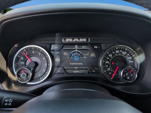 Used 2025 RAM 1500 Big Horn AWD/4WD image 18