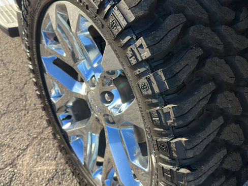 Used 2022 GMC Sierra 1500 SLT image 21