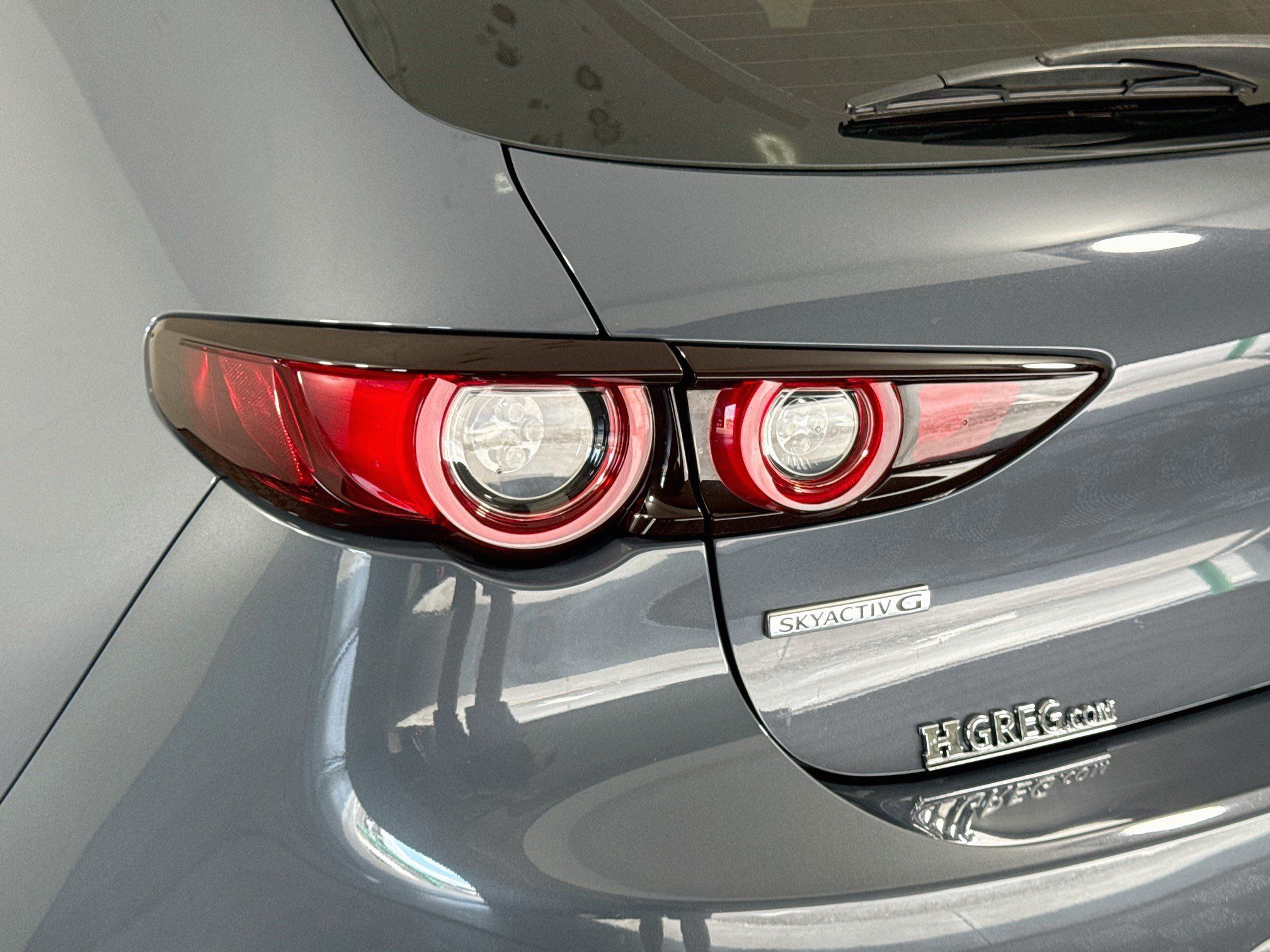 Used 2021 MAZDA MAZDA3 s FWD image 36
