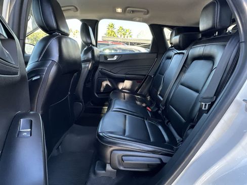 Used 2023 Ford Escape Platinum AWD/4WD image 14