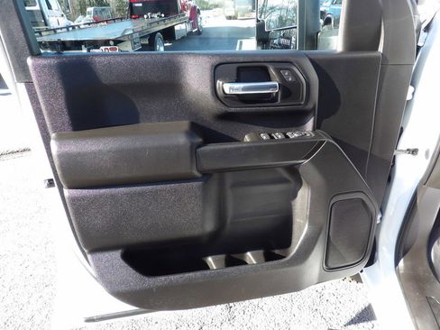 Used 2021 GMC Sierra 3500 4x4 Crew Cab w/ Convenience Package image 27