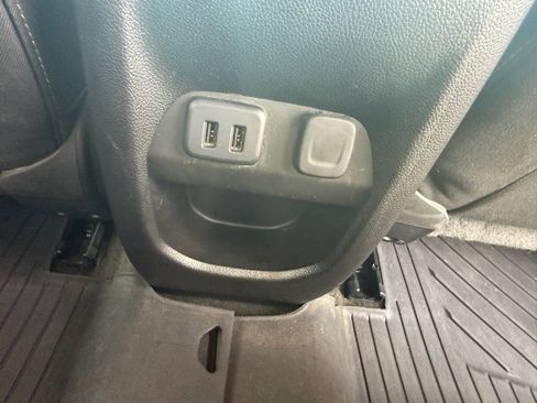 Used 2018 Chevrolet Colorado LT image 22