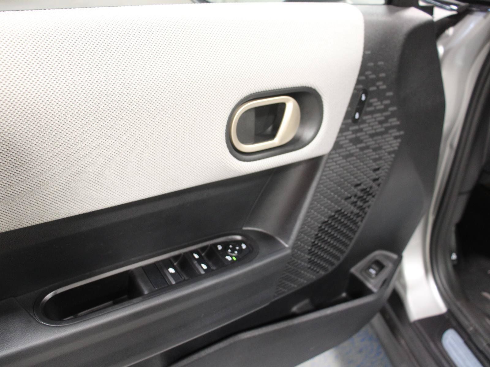 Used 2026 MINI Cooper S FWD image 23