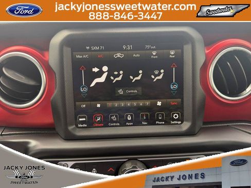Used 2022 Jeep Gladiator Rubicon w/ Cold Weather Group AWD/4WD image 21