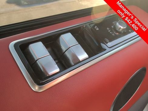 Used 2022 Land Rover Range Rover Sport HST image 15