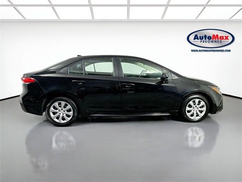 Used 2023 Toyota Corolla LE image 8