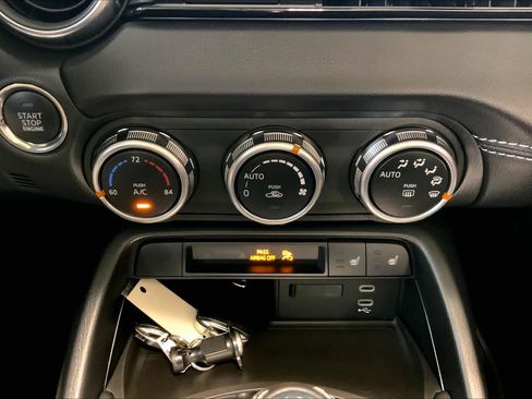 Used 2025 MAZDA MX-5 Miata Grand Touring image 35