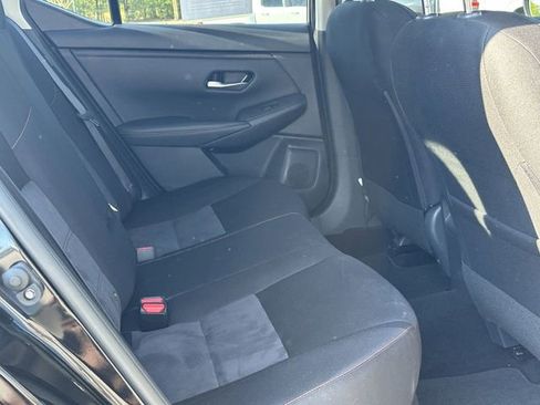 Certified 2025 Nissan Sentra SR w/ Midnight Edition FWD image 16