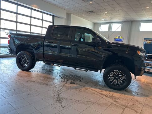 Used 2023 Chevrolet Silverado 1500 RST w/ Convenience Package II image 2