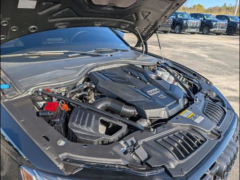 Used 2023 Audi A8 L 3.0T image 24