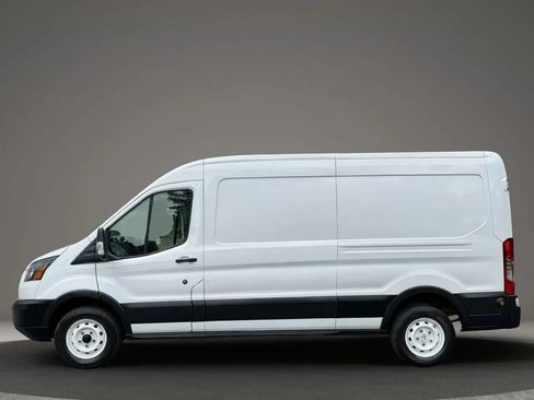 Used 2019 Ford Transit 150 148 Medium Roof RWD image 8
