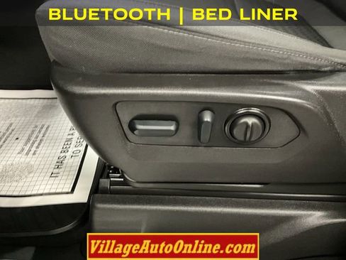 Used 2022 Chevrolet Silverado 2500 LT w/ All Star Edition image 15