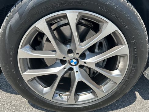 Used 2024 BMW X5 xDrive40i w/ Premium Package AWD/4WD image 12