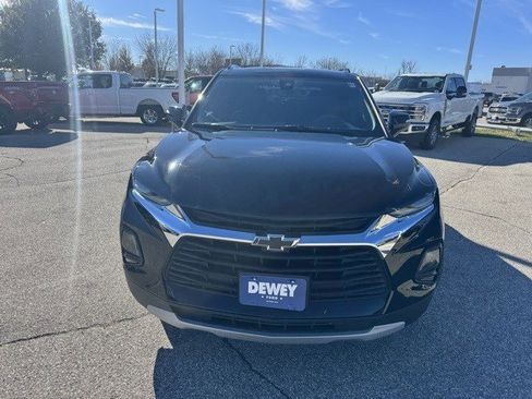 Used 2022 Chevrolet Blazer LT image 2
