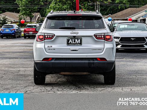 Used 2025 Jeep Compass Limited AWD/4WD image 12