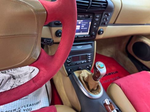 Used 1999 Porsche 911 Carrera 2dr Convertible image 14