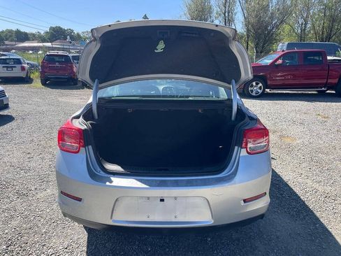 Used 2015 Chevrolet Malibu LT FWD image 26