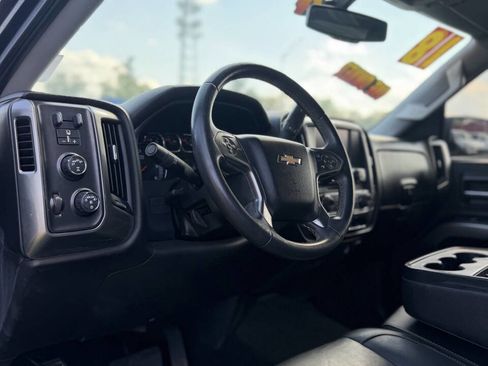 Used 2018 Chevrolet Silverado 1500 LT w/ All Star Edition image 12
