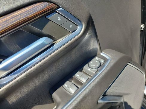Used 2023 GMC Sierra 1500 Elevation AWD/4WD image 18