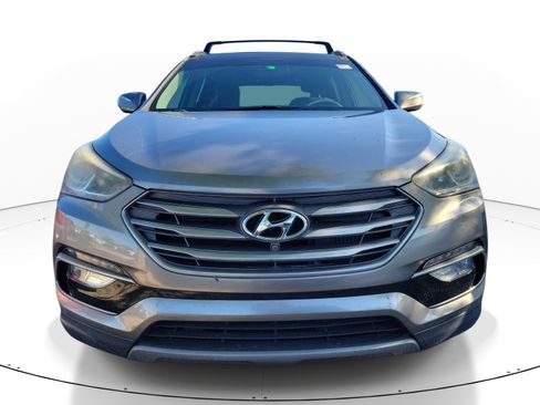 Used 2017 Hyundai Santa Fe Sport FWD image 2