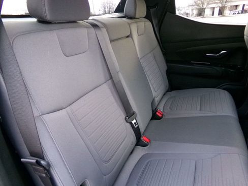 Used 2022 Hyundai Santa Cruz SEL image 14