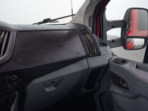 Used 2018 Ford Transit 150 XL RWD image 21