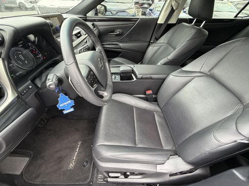 Used 2021 Lexus ES 300h w/ Premium Package FWD image 11