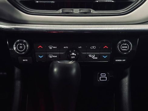 Used 2022 Jeep Compass Limited image 30