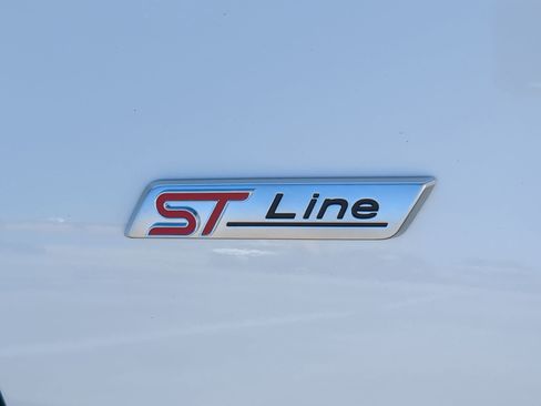 New 2026 Ford Escape ST-Line w/ Tech Pack #1 FWD image 44