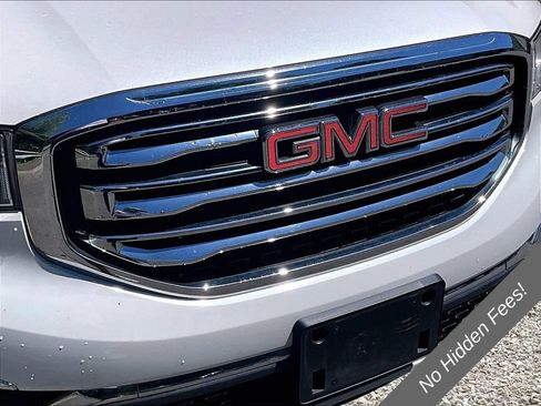 Used 2017 GMC Acadia SLT AWD/4WD image 27