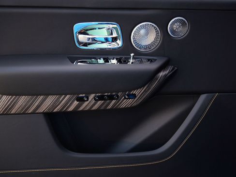 Used 2026 Rolls-Royce Cullinan image 10