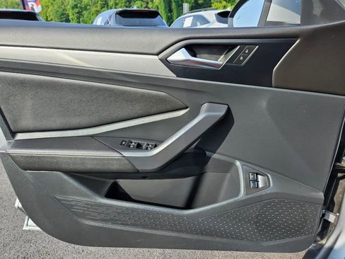 Used 2024 Volkswagen Jetta S image 29