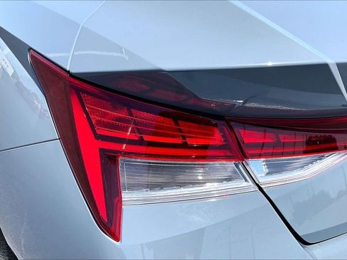 Used 2023 Hyundai Elantra Blue FWD image 28