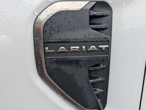 Used 2025 Ford Ranger Lariat w/ Black Appearance Package AWD/4WD image 13