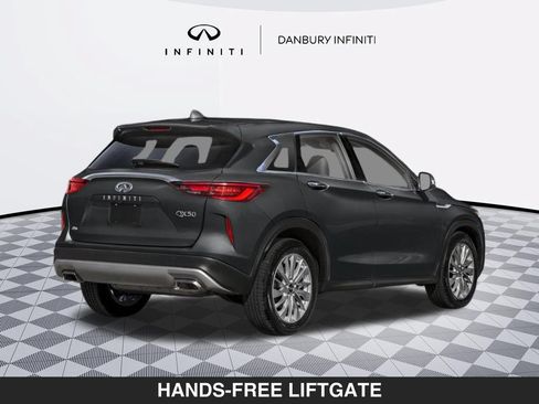 Used 2023 INFINITI QX50 Luxe AWD/4WD image 2