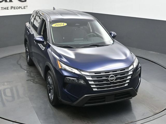 Used 2024 Nissan Rogue SV FWD image 48