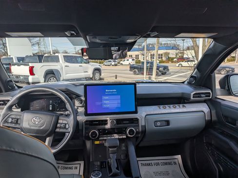 Certified 2025 Toyota 4Runner Trailhunter image 13