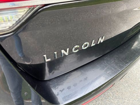 Used 2014 Lincoln MKX Sport Utility 4D w/ Equipment Group 102A image 13