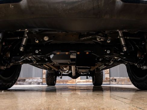 Used 2024 GMC Sierra 1500 AT4 w/ AT4 Preferred Package image 15