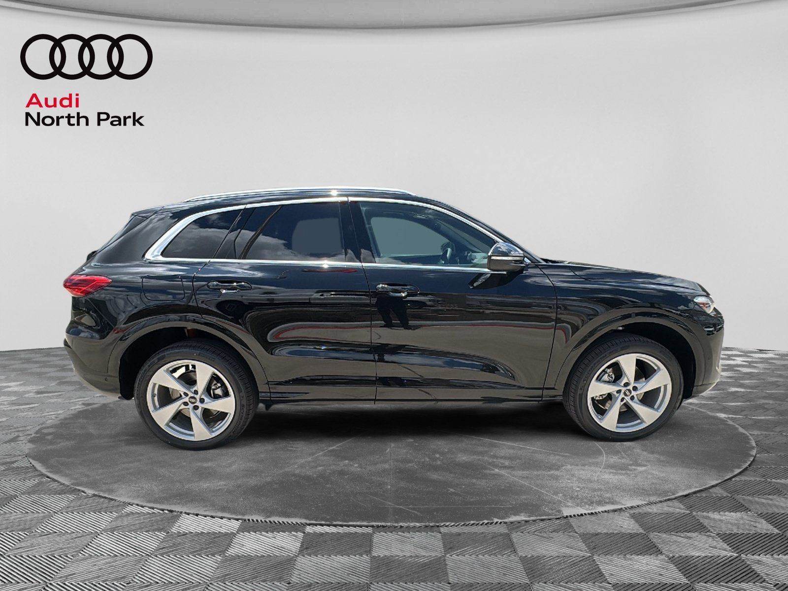 New 2026 Audi Q5 Premium AWD/4WD image 8