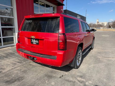 Used 2015 Chevrolet Suburban LT image 7