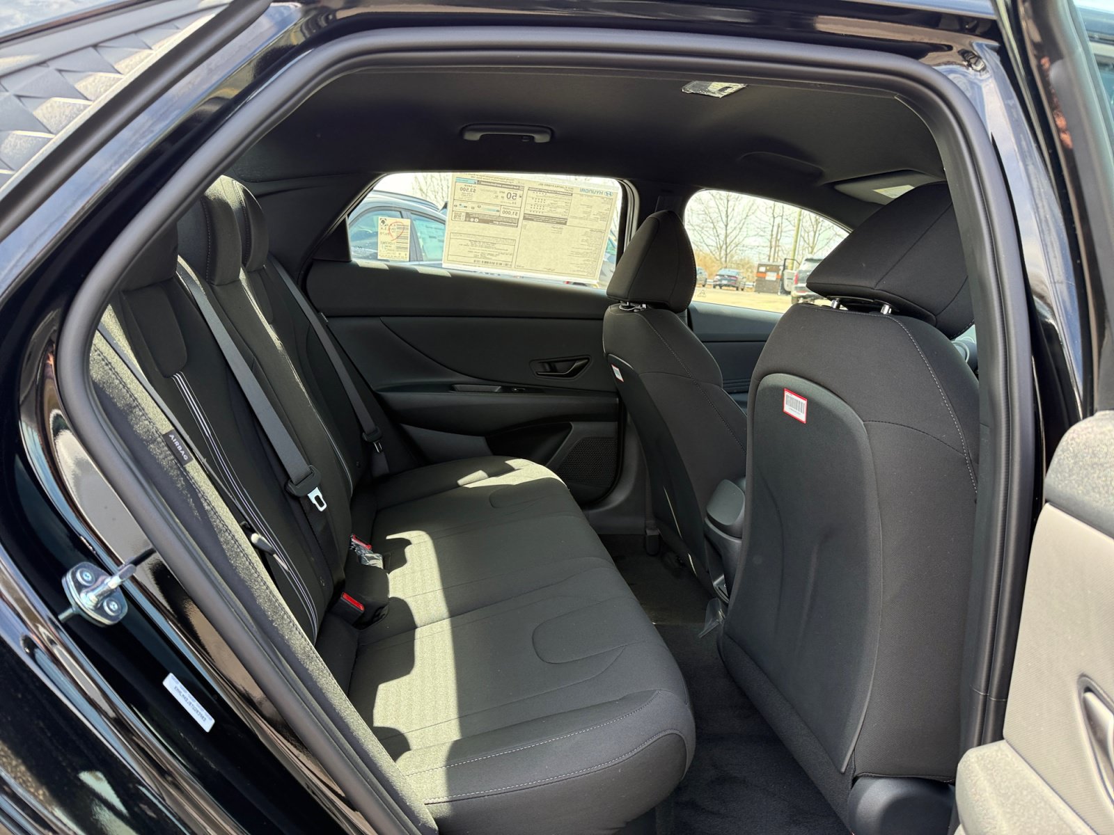 New 2026 Hyundai Elantra SEL FWD image 17